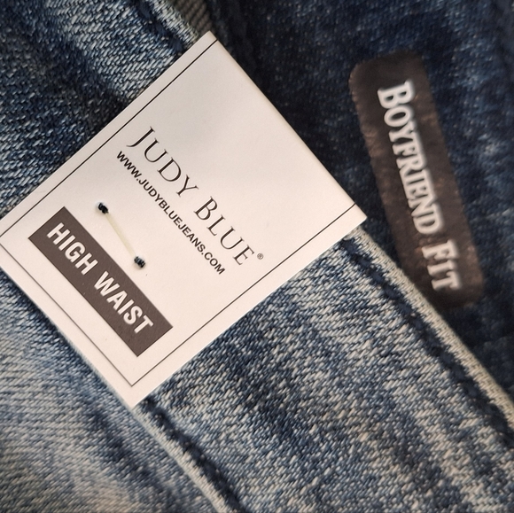 JUDY BLUE boyfriend fit 5/27 - Picture 4 of 5